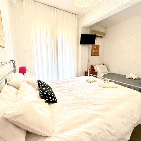 Katerina Apartments Neos Pirgos Phòng bức ảnh