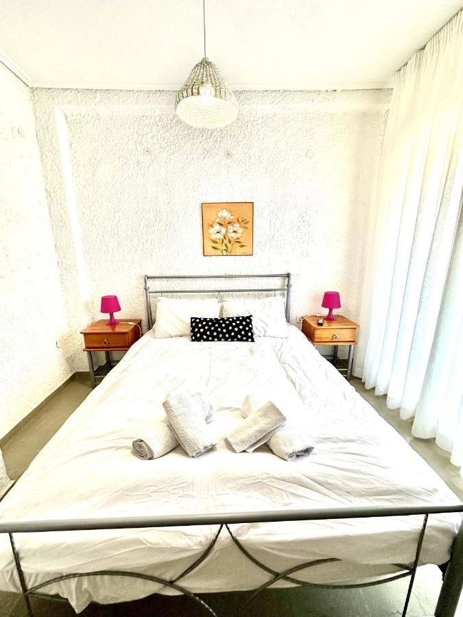 Katerina Apartments Neos Pirgos Phòng bức ảnh