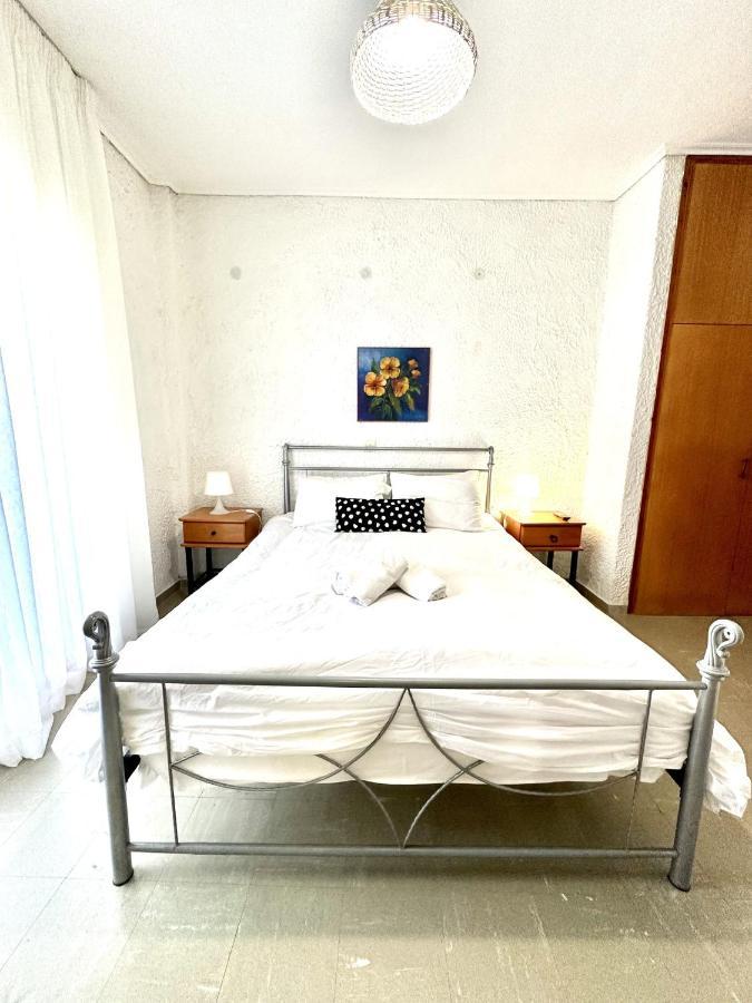 Katerina Apartments Neos Pirgos Phòng bức ảnh