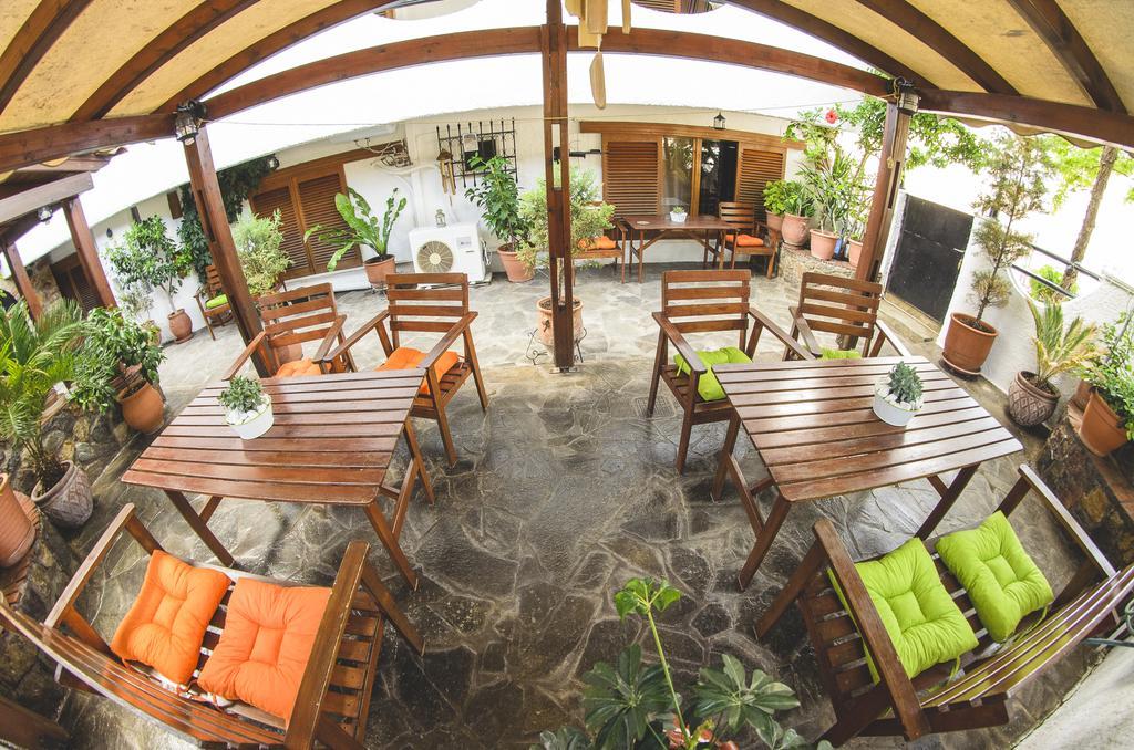 Katerina Apartments Neos Pirgos Ngoại thất bức ảnh